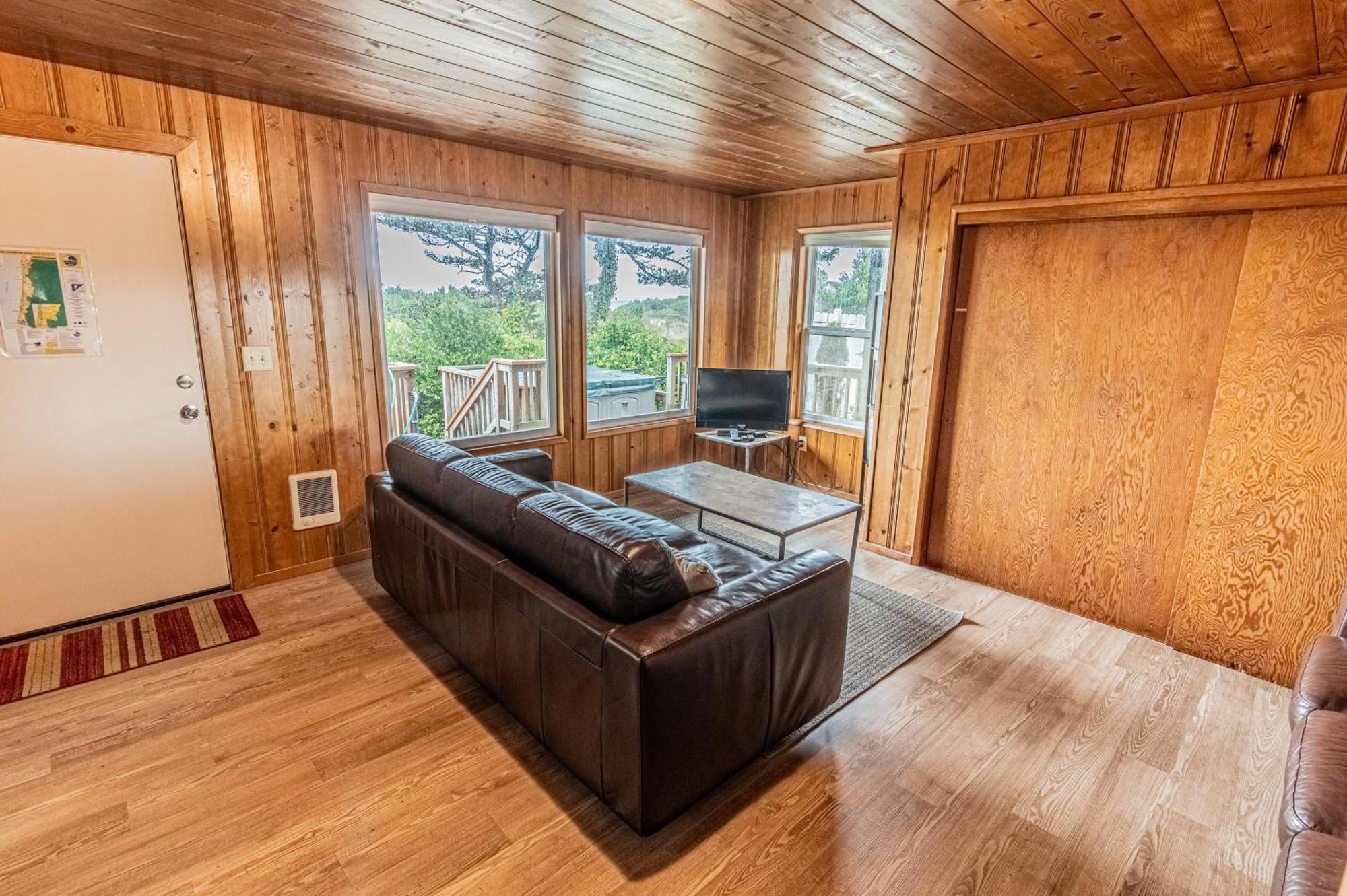 Arnold Beach House 3 Рокълей Бийч Екстериор снимка