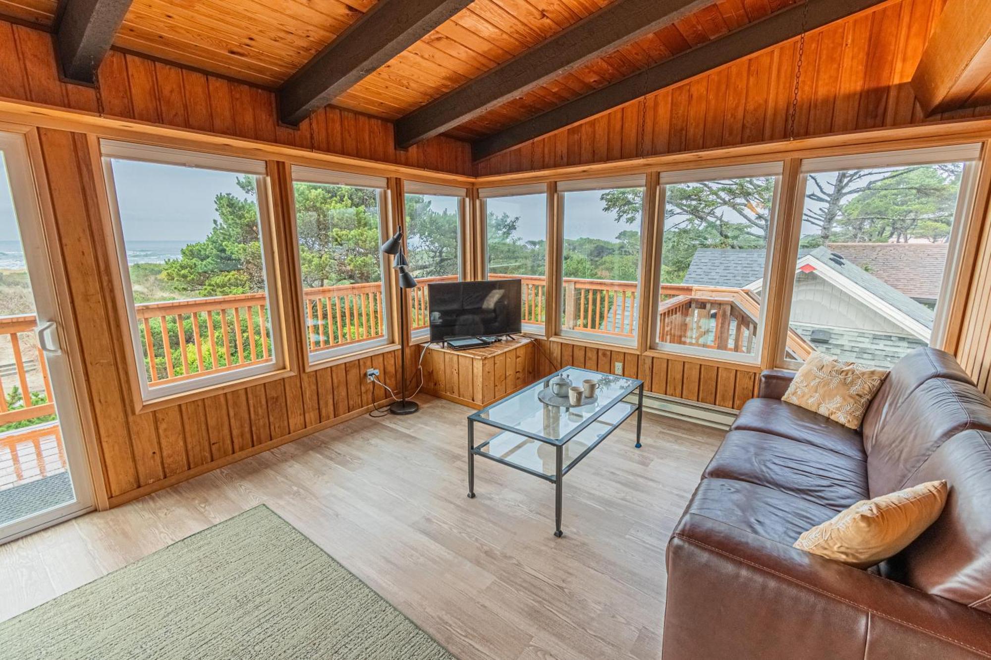 Arnold Beach House 3 Рокълей Бийч Екстериор снимка